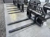 48" Heavy Duty Forks (3,000lbs)