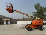 2017 JLG 400S Manlift