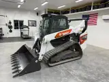 78” Bucket Toothed