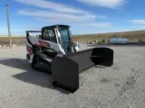 108” Heavy Duty Snow Pusher_(2)
