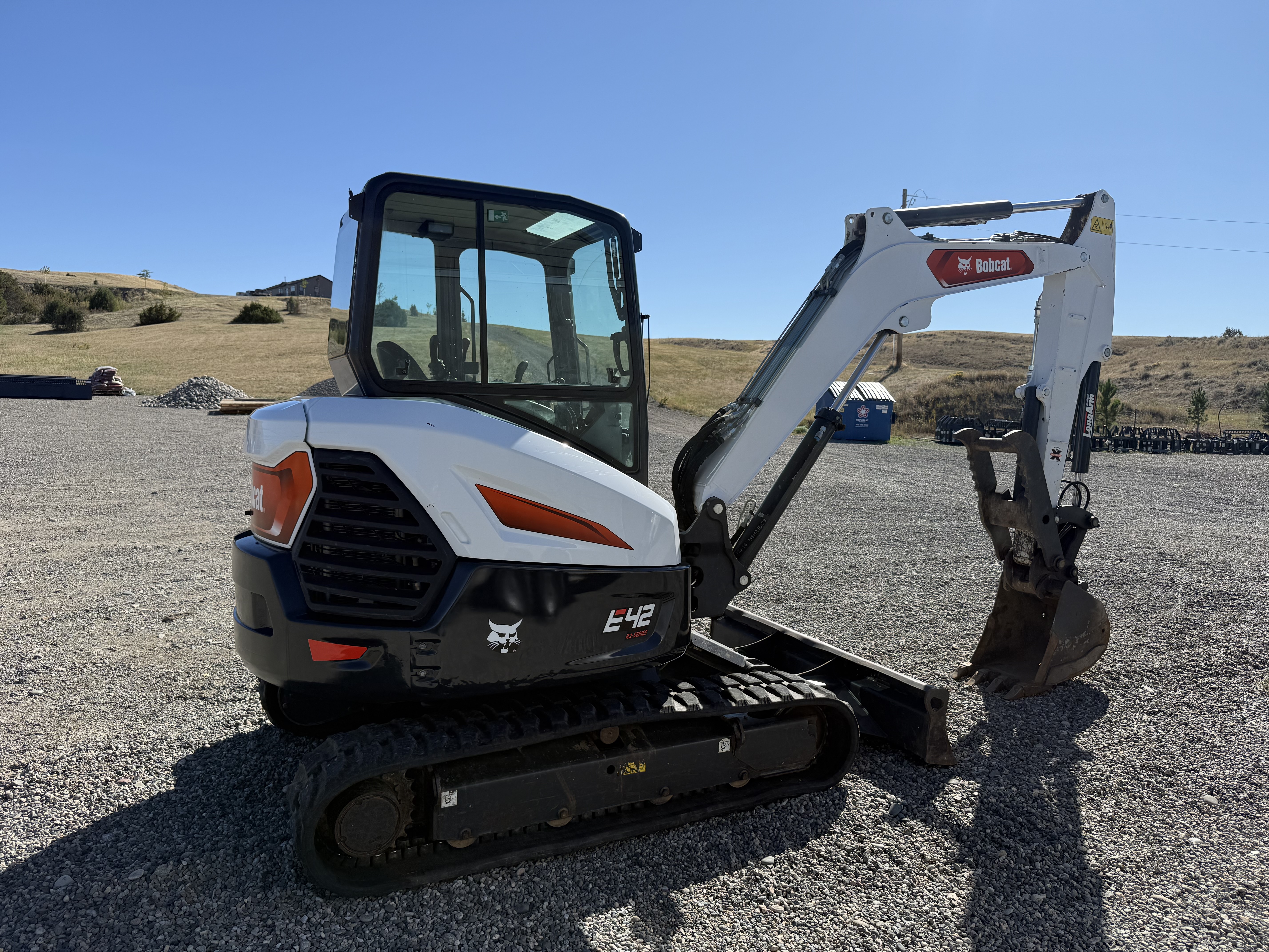 2023 E42 R2 Series