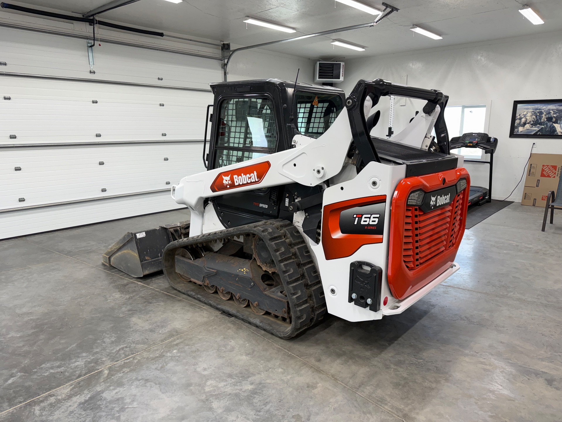 2021 Bobcat T66