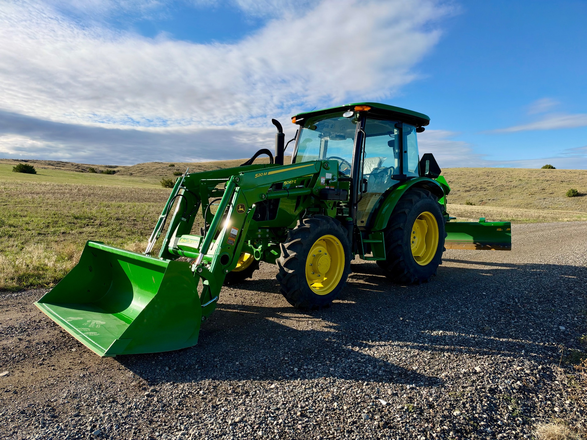 2024 John Deere 5067E