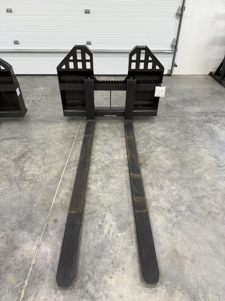 72 Heavy Duty Walk Through Forks 5500lbs